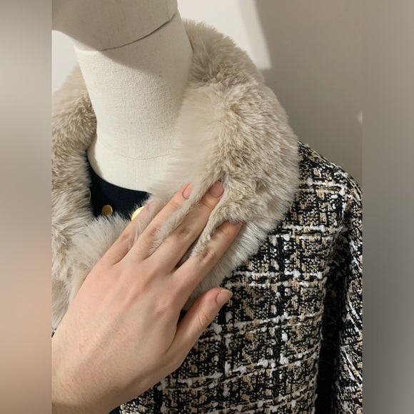 Creme / Tan, Black and White Plaid Tweed Mix Color Fur Cape - Picture 13 of 17